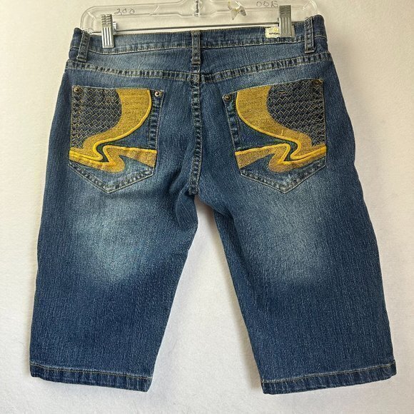 U-51 shorts juniors womens 7‎ denim Bermuda gold swirl on pocket - Picture 1 of 4